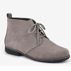 White Mountain Auburn Bootie Women’s Sz 9.5W Grey New